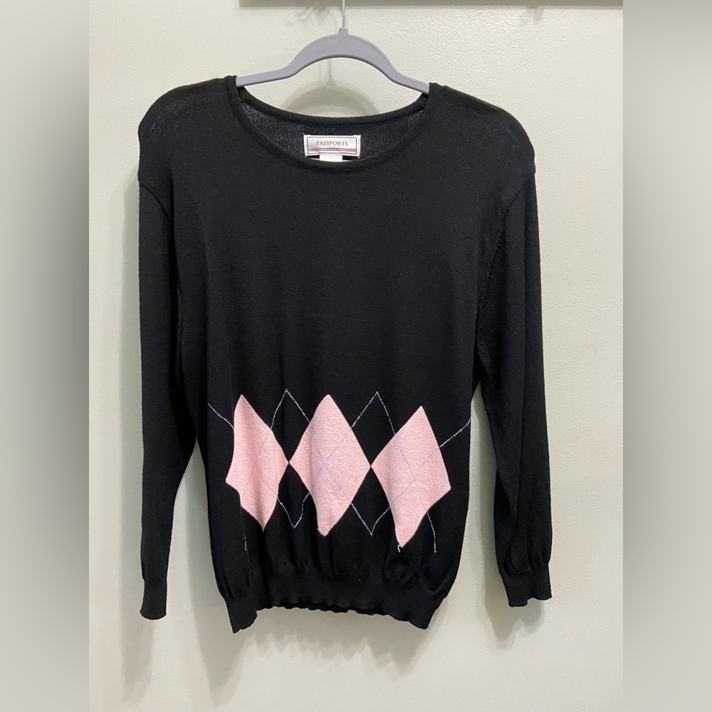 Passports Women’s Black Pink Argyle Sweater Size L